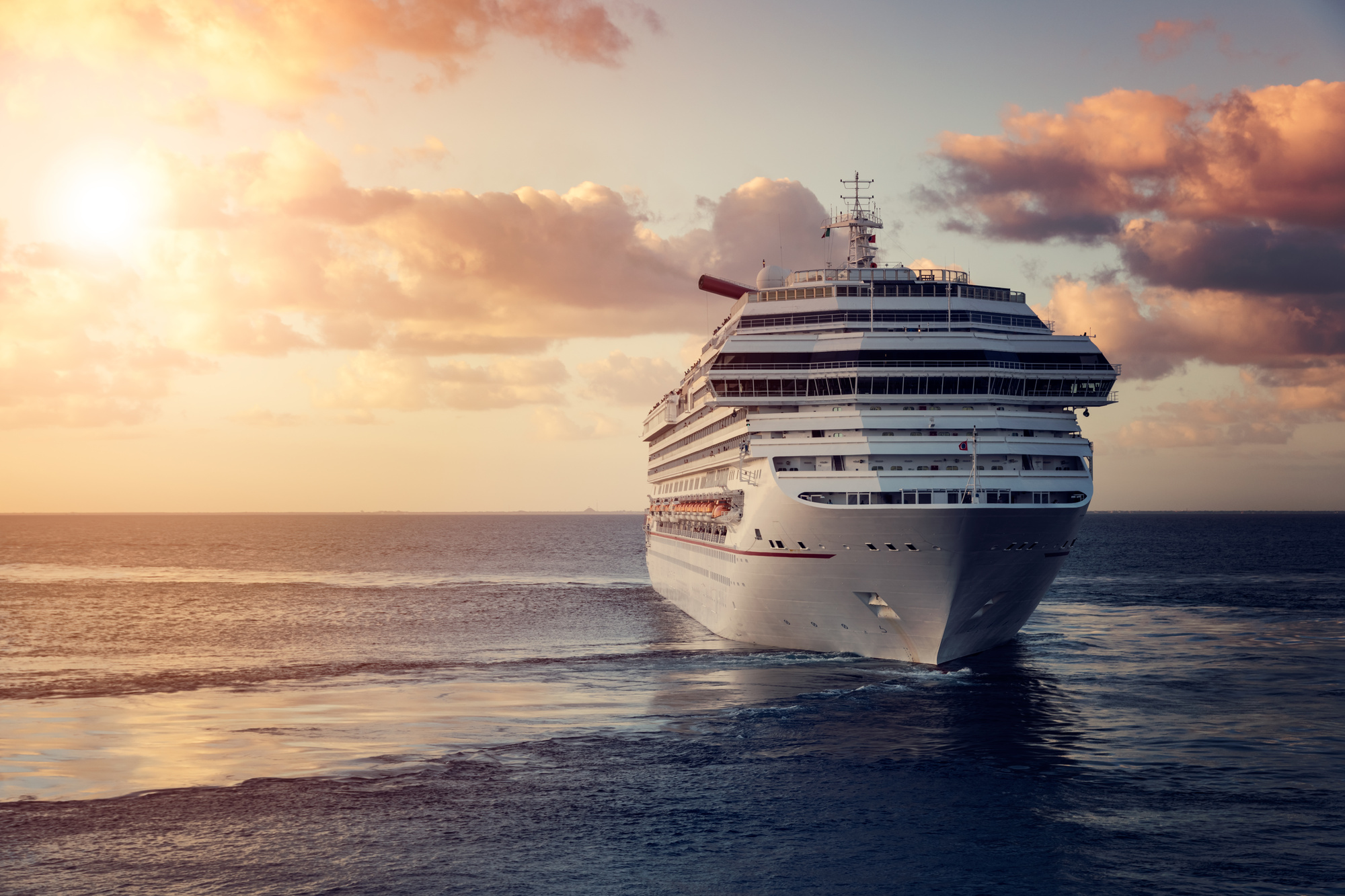 a-beginner-s-guide-what-to-expect-during-your-first-cruise-daily